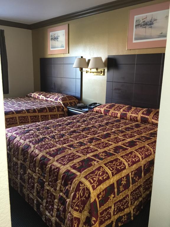 Mountain Inn Ontario Ruang foto